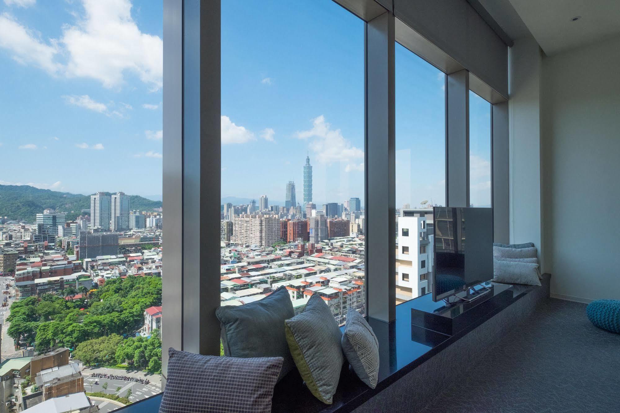 Amba Taipei Songshan Hotell Exteriör bild